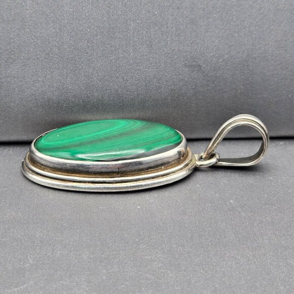 VTG Sterling Silver Malachite Pendant 2" Tiered Bezel Setting Ribbed Bail 15.73g - Picture 4 of 10